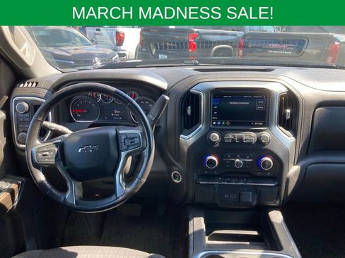 Used 2022 Chevrolet Silverado 1500 LT Trail Boss w/ Bed Protection Package image 11