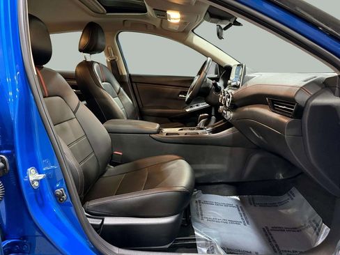 Used 2024 Nissan Sentra SR w/ SR Premium Package image 24