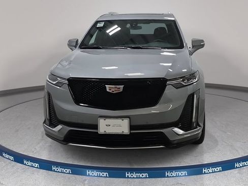 Certified 2024 Cadillac XT6 Luxury AWD/4WD image 2