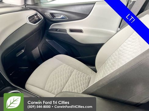 Used 2020 Chevrolet Equinox LT AWD/4WD image 26