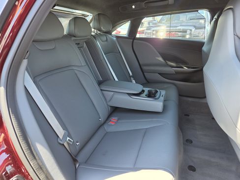 Used 2024 Lucid Air Touring AWD/4WD image 35