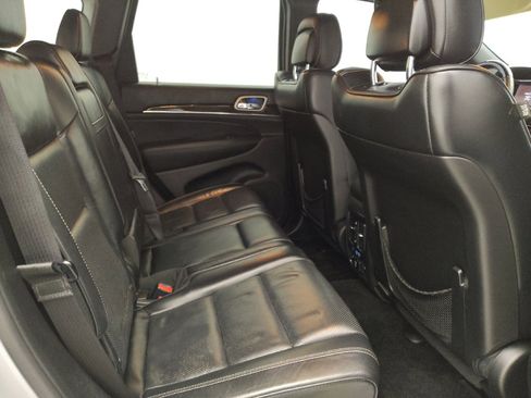 Used 2015 Jeep Grand Cherokee Overland image 19