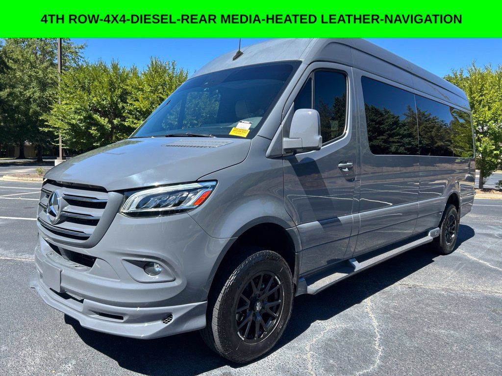 Used 2022 Mercedes-Benz Sprinter 2500 image 1