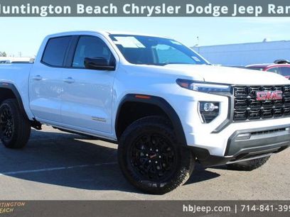 Used 2026 GMC Canyon Elevation