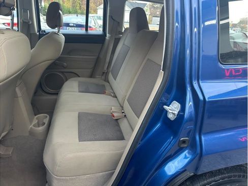 Used 2010 Jeep Patriot Sport image 9