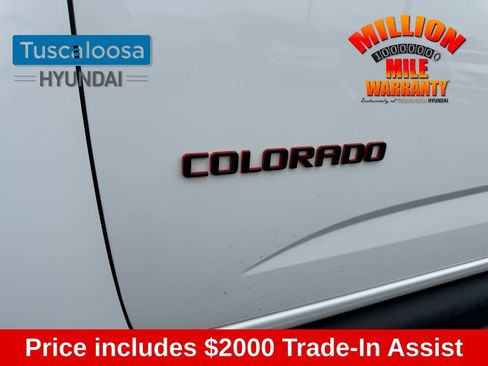 Used 2021 Chevrolet Colorado LT w/ Redline Special Edition RWD image 11
