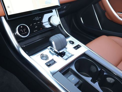 New 2024 Jaguar XF R-Dynamic SE image 26