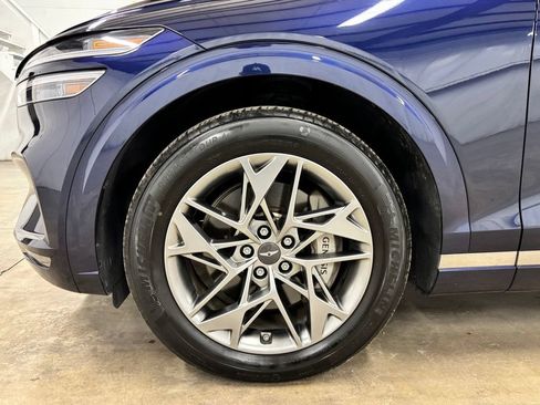 Used 2025 Genesis GV70 2.5T AWD/4WD image 10