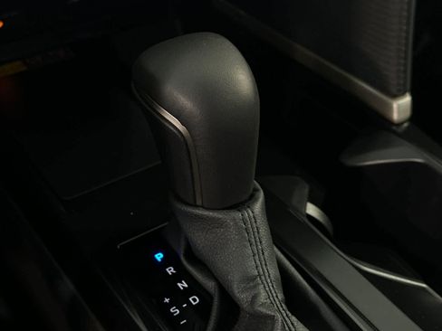 Used 2026 Toyota Camry SE FWD image 21