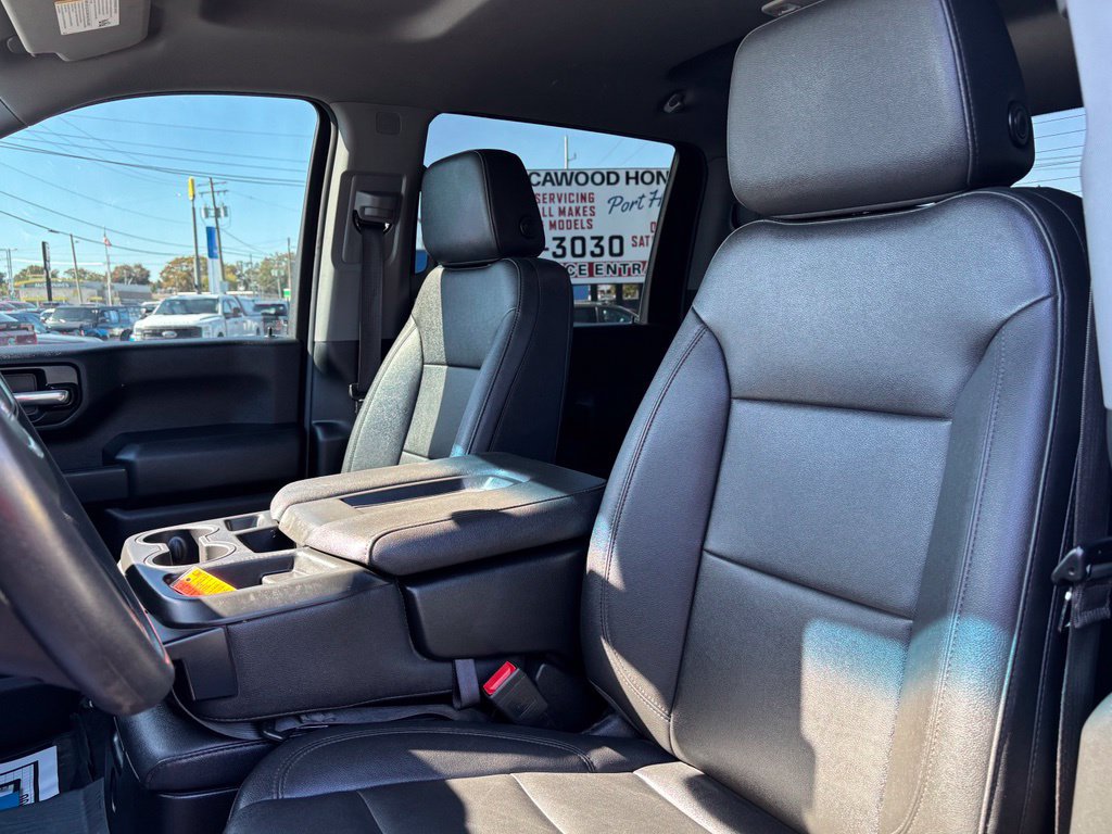 Used 2025 GMC Sierra 3500 Pro AWD/4WD image 10