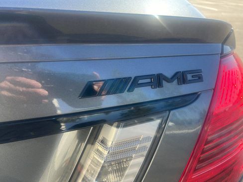 Used 2011 Mercedes-Benz CL 63 AMG image 11