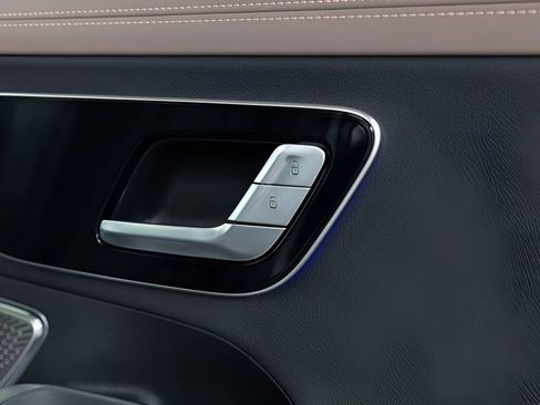 Used 2023 Mercedes-Benz EQE 350+ 4MATIC Sedan image 60