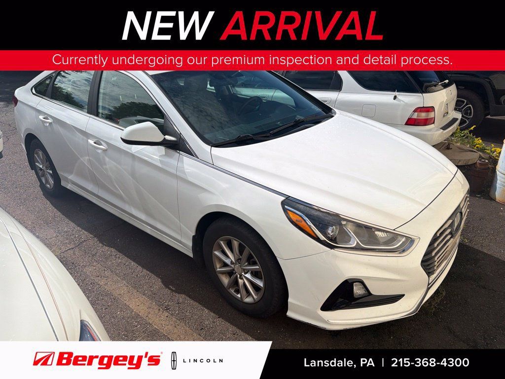 Used 2018 Hyundai Sonata SE FWD image 1