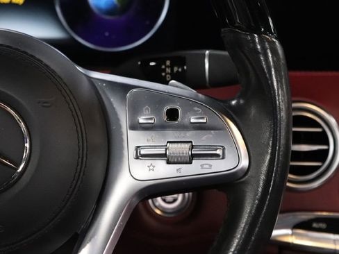 Used 2019 Mercedes-Benz S 560 Cabriolet image 28