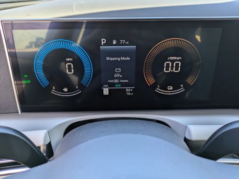 New 2026 Hyundai Tucson Blue SE image 26