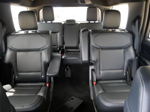 New 2027 Ford Expedition Platinum AWD/4WD image 22
