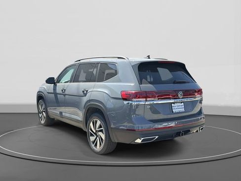 New 2026 Volkswagen Atlas SE FWD image 3