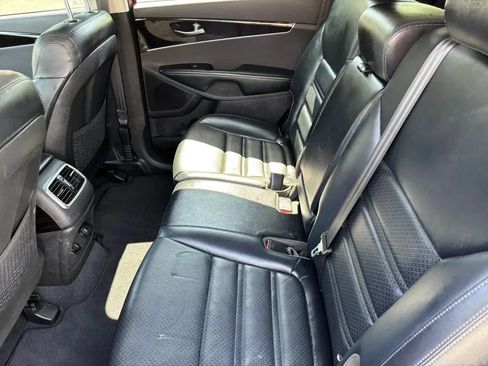 Used 2020 Kia Sorento EX AWD/4WD image 14