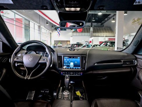 Used 2022 Maserati Levante Modena AWD/4WD image 26