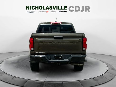 Used 2023 Chevrolet Colorado Z71 w/ Z71 Convenience Package 2 AWD/4WD image 4