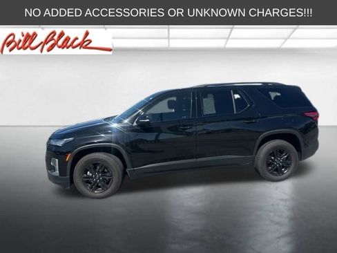 Used 2023 Chevrolet Traverse LT FWD image 1