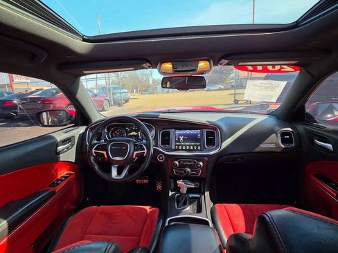 Used 2017 Dodge Charger R/T Scat Pack w/ Beats Audio Group image 13