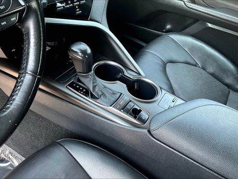 Used 2023 Toyota Camry XSE image 16