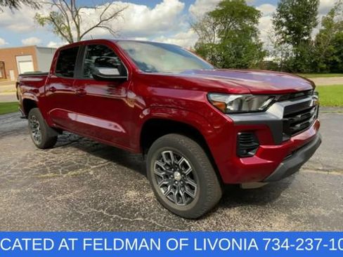 Used 2023 Chevrolet Colorado LT w/ LT Convenience Package II AWD/4WD image 2