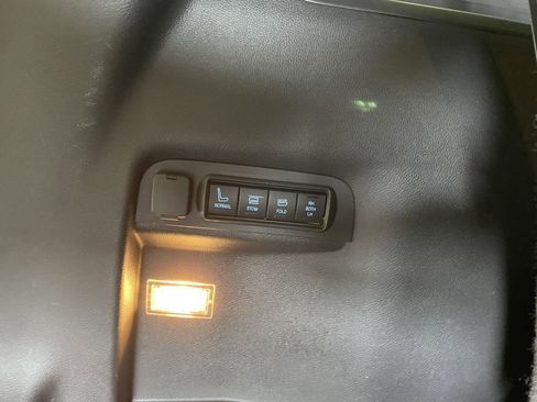 Used 2015 Ford Explorer Sport w/ Equipment Group 401A AWD/4WD image 27