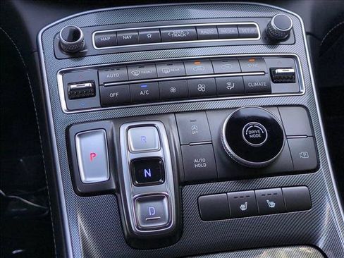 Certified 2023 Hyundai Santa Fe SEL w/ Premium Package FWD image 12