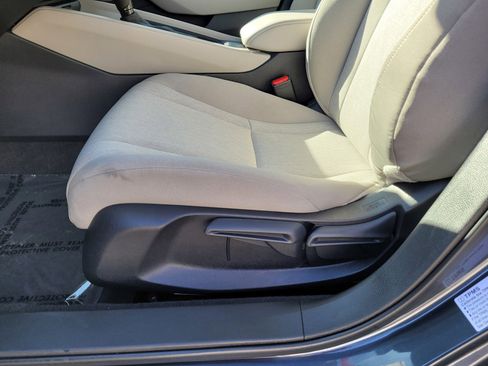 Certified 2025 Honda Accord LX image 12