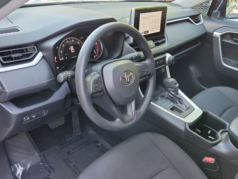 Used 2023 Toyota RAV4 LE image 10