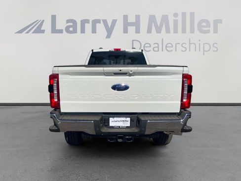 New 2026 Ford F350 Lariat w/ Lariat Premium Package image 4