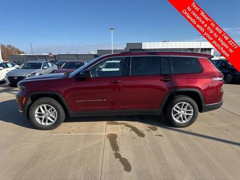 Used 2023 Jeep Grand Cherokee L Laredo image 2