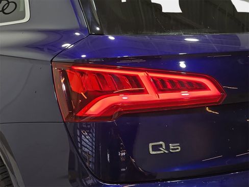 Used 2018 Audi Q5 Prestige w/ Prestige Package image 35