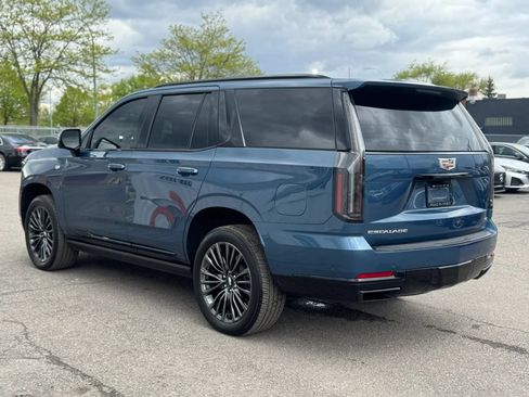 Used 2025 Cadillac Escalade Sport Platinum w/ LPO, Floor Liner Package AWD/4WD image 7