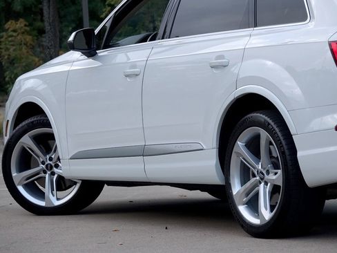 Used 2019 Audi Q7 3.0T Prestige w/ Prestige Package image 32