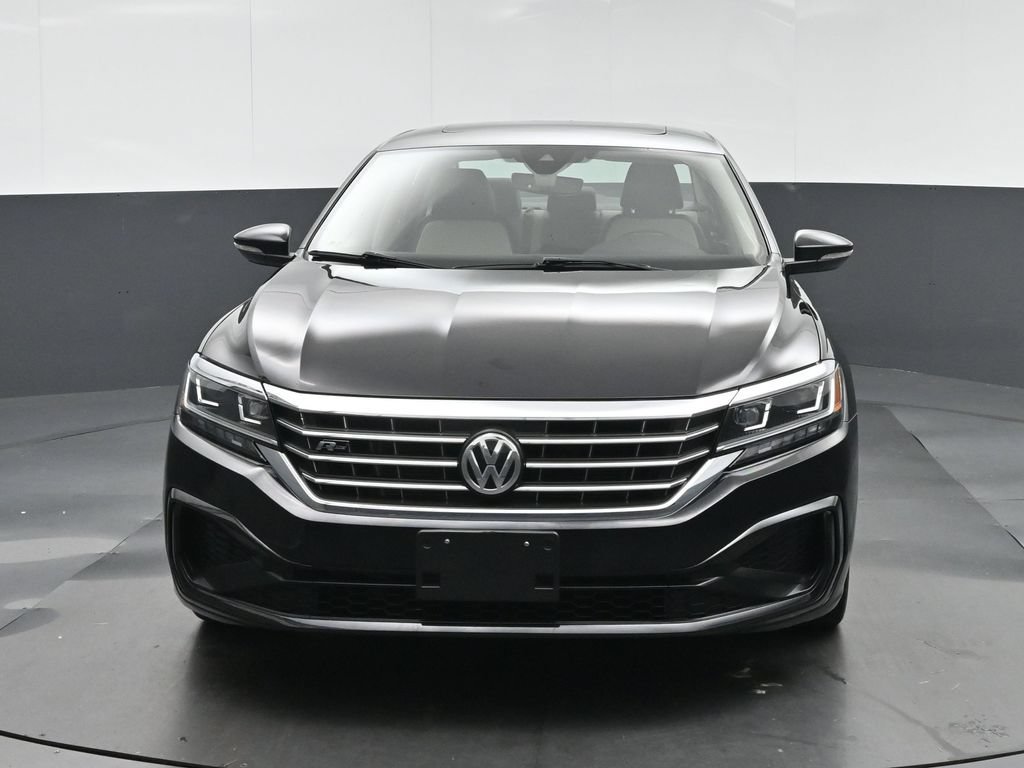 Used 2020 Volkswagen Passat 2.0T R-Line FWD image 2