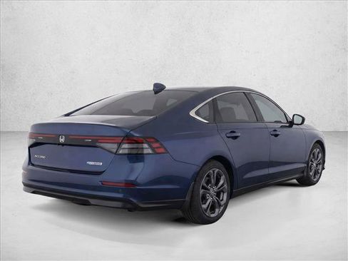 Used 2024 Honda Accord EX-L image 7