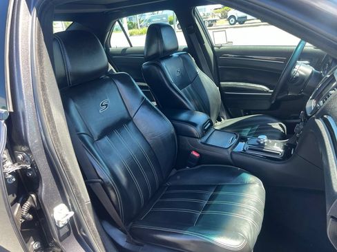 Used 2023 Chrysler 300 S RWD image 43