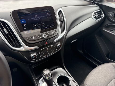 Certified 2019 Chevrolet Equinox LT w/ Sun & Navigation Package AWD/4WD image 22