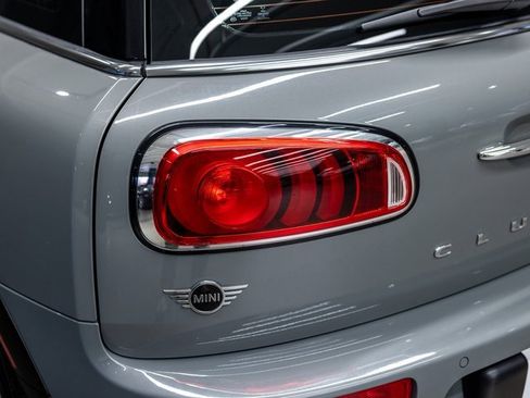 Used 2019 MINI Cooper Clubman S w/ Driver Assistance Package image 24