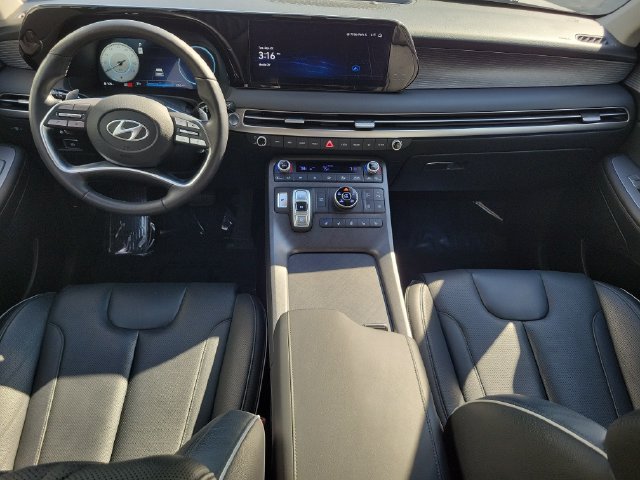 Used 2025 Hyundai Palisade Limited AWD/4WD image 16