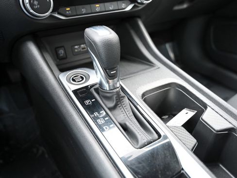 Used 2024 Nissan Sentra SV image 25