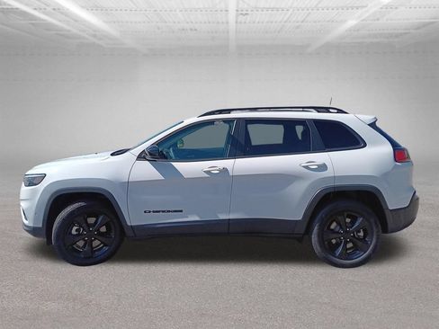 Used 2023 Jeep Cherokee Altitude Lux AWD/4WD image 2