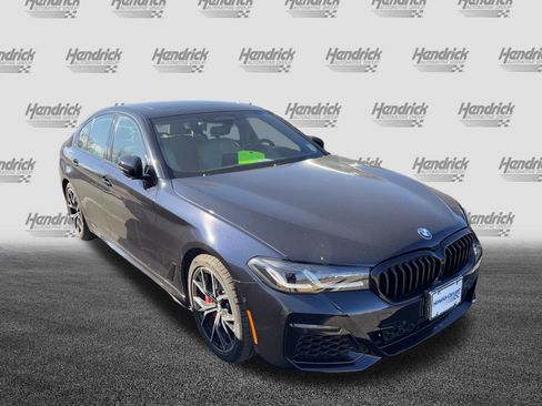 Certified 2023 BMW 540i w/ Executive Package image 5