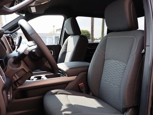 Used 2025 RAM 2500 Big Horn image 13