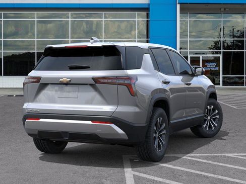 New 2026 Chevrolet Equinox LT image 4