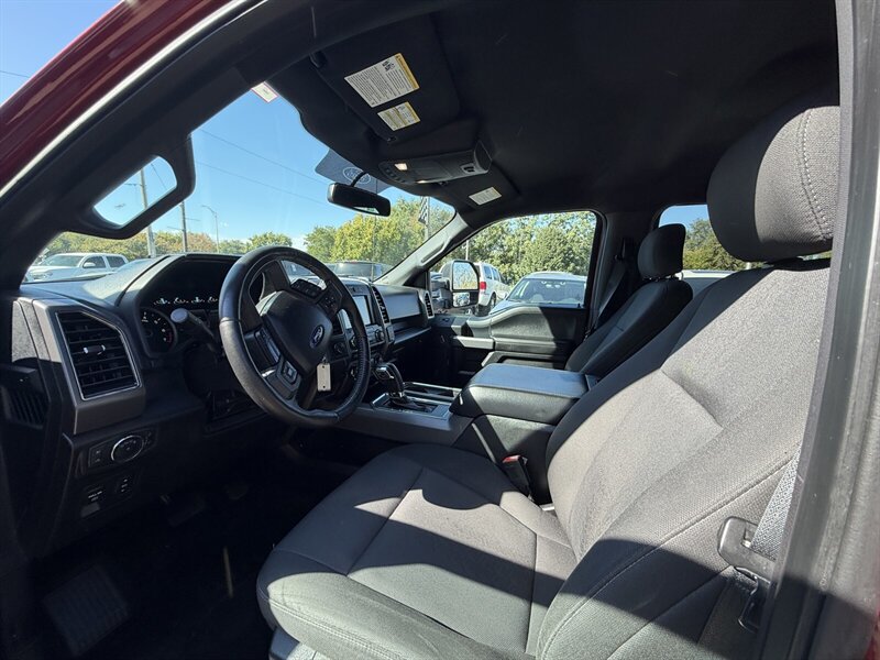 Used 2018 Ford F150 XLT w/ Equipment Group 302A Luxury AWD/4WD image 17