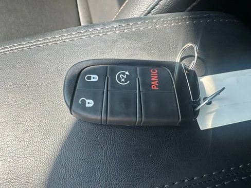 Used 2024 Jeep Compass Limited AWD/4WD image 29